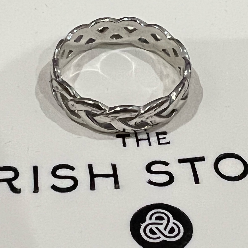 Irish ring